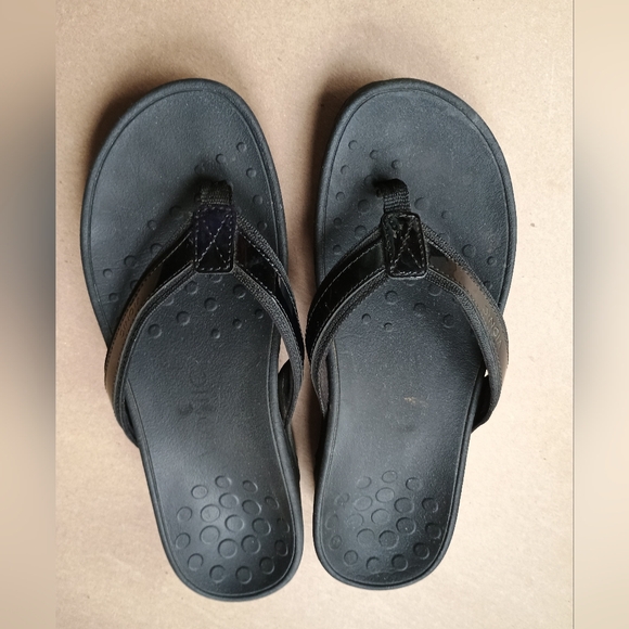 Vionic Shoes - Vionic 380 High Tide Sandals Sz US 8 Black Arch Support Flip Flop Wedge